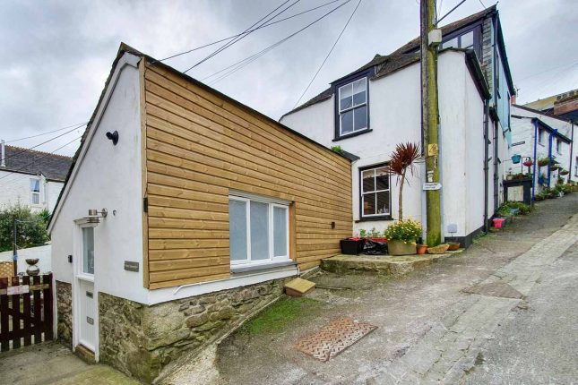 Hen-Noweth Newlyn Two Person Studio Cottage